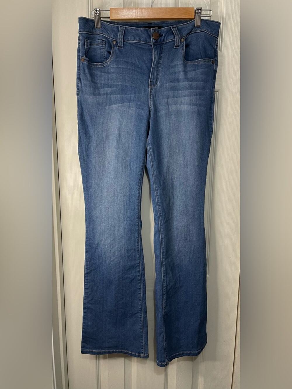 1822 Blue Denim Medium Wash Flare High Rise Jeans size 12